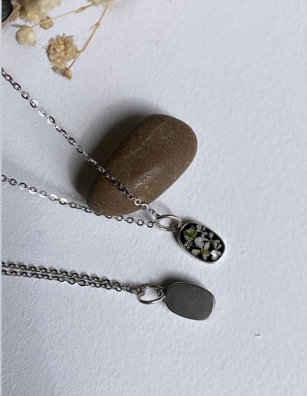 Sterling silver dainty flower necklace