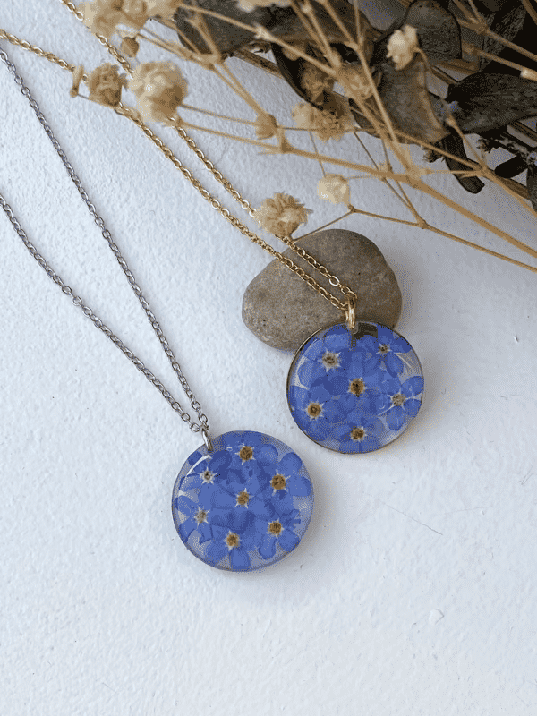 Real forget me not flowers necklace