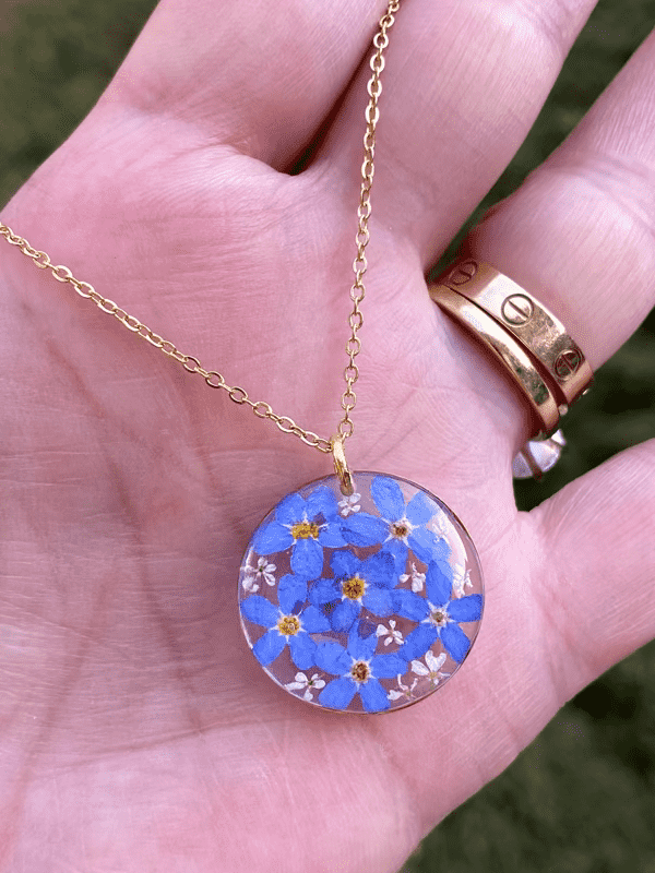 Real forget me not flowers necklace