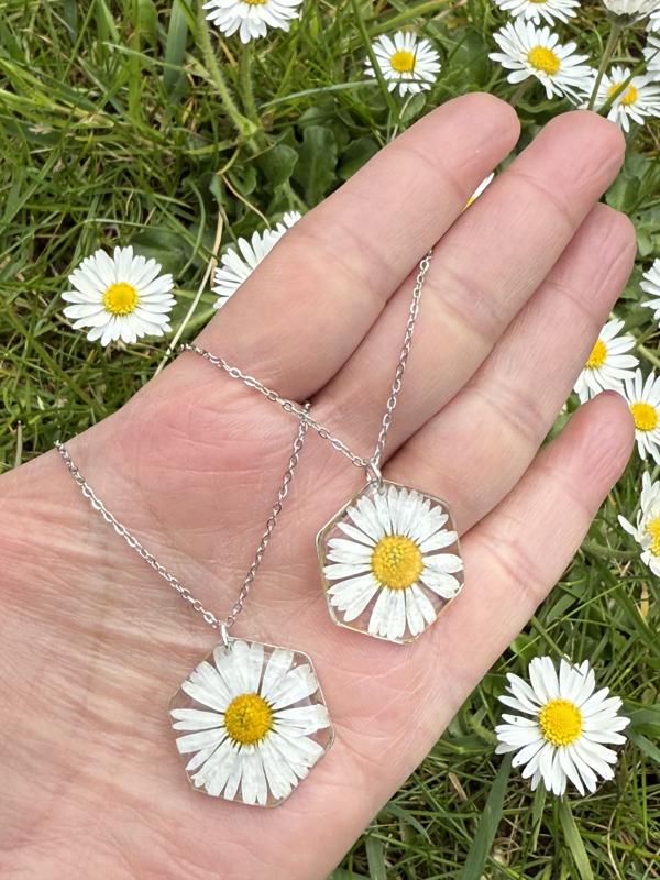 Real Daisy hexagon pendant | April birth month flower