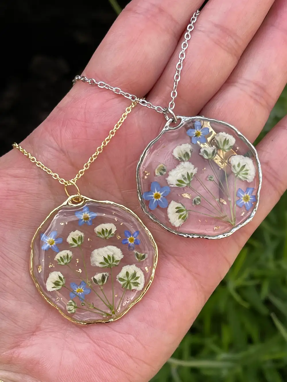 Gypsophila and forget me not hammered edge pendant