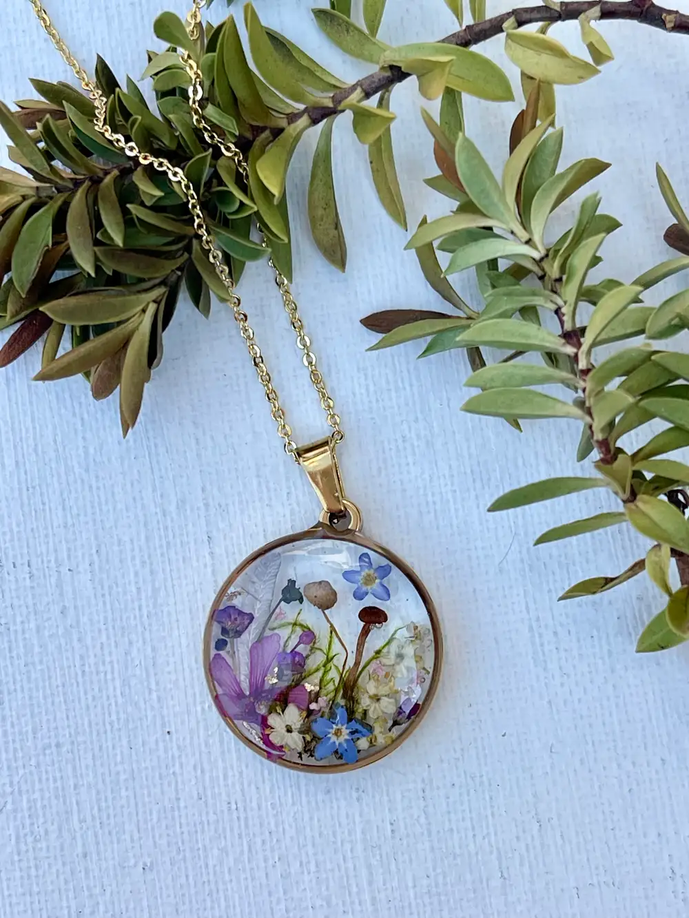 Real Mushroom Lichen Necklace: Terrarium Pendant with Dried Flowers, Stainless Steel