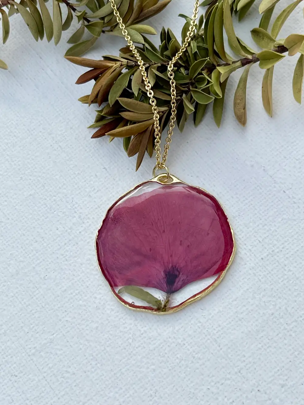 Pressed Poppy Flower Pendant Necklace, August Birth Flower, Resin Terrarium Jewellery